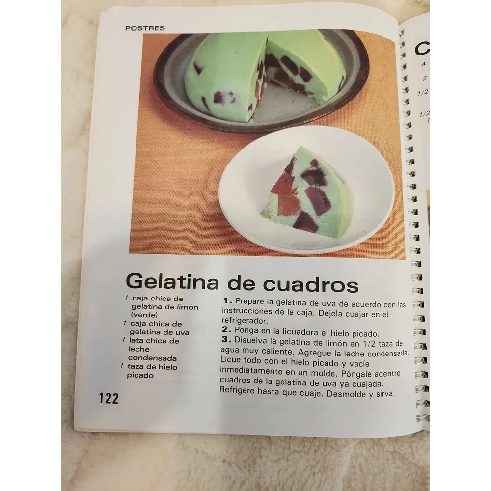 Y la comida se hizo Economica- Spiral-bound By Trillas